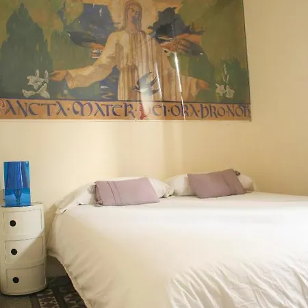 Bells Oficis Bed & Breakfast Gerona