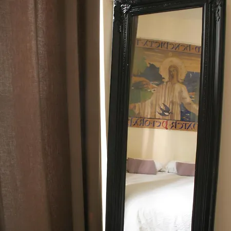 Bed and breakfast Bells Oficis Gerona