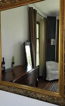 Bells Oficis Bed & Breakfast 2*
