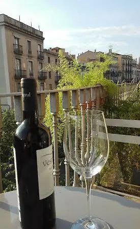 ベッド・アンド・ブレックファスト ベッド＆ブレックファースト ベル オフィシス ジローナ